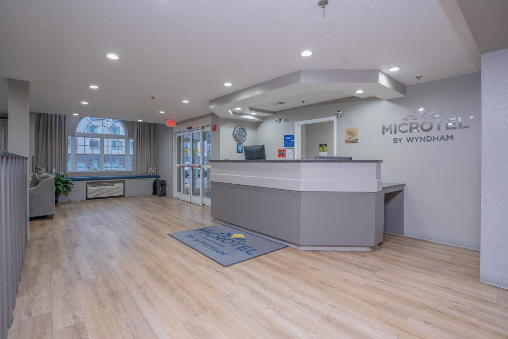 Microtel Inn & Suites by Wyndham Albertville Exterior foto